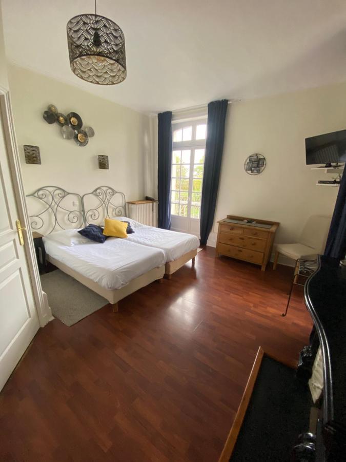 סן-פרז'ו Hotel Les Grands Chenes מראה חיצוני תמונה