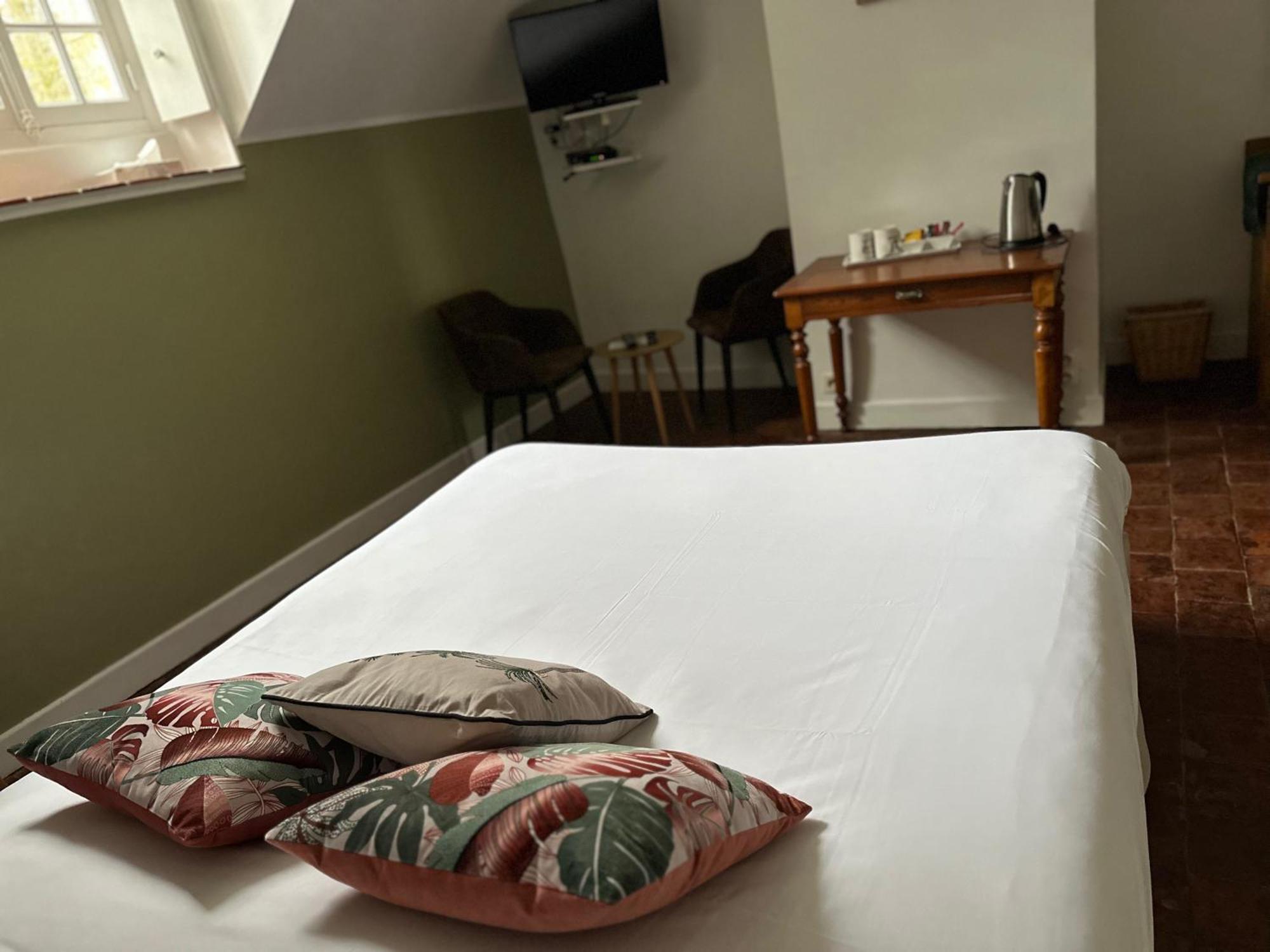 סן-פרז'ו Hotel Les Grands Chenes מראה חיצוני תמונה